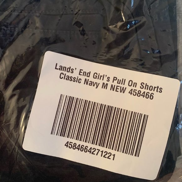 NWT LANDS' END‎ GIRL'S PULL ON ELASTIC WAIST SHORTS CLASSIC NAVY MEDIUM - Picture 4 of 5